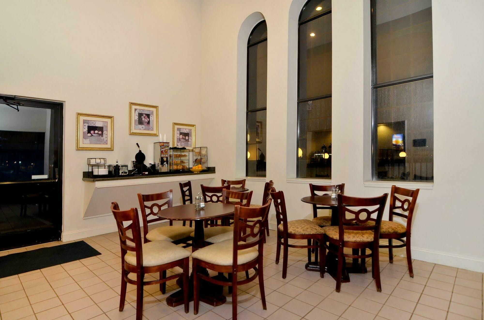 Quality Inn Bennettsville Étterem fotó
